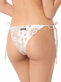 MC2 Saint Barth Woman Bandanna Triangle Bikini Leah Marielle 13 MC2 Saint Barth Woman Bandanna Triangle Bikini Leah Marielle -MC2 Saint Barth Shop MRL0001 03703F woman triangle swim briefs bandanna 10
