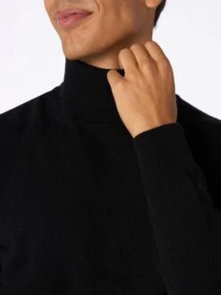 MC2 Saint Barth Man Black Cashmere Blend Turtleneck Sweater Bond 8 MC2 Saint Barth Man Black Cashmere Blend Turtleneck Sweater Bond -MC2 Saint Barth Shop UID BOND00100038G STBM KNITWEAR BLACK 3