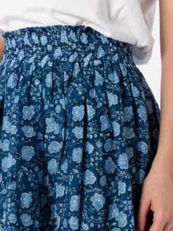 MC2 Saint Barth Woman Silk Voile Pleated Long Skirt Cheyenne -MC2 Saint Barth Shop UID CHN00105064F WOMAN SKIRT BLUE SILK 02 681c3b97 f656 4111 a67d 707c71343606