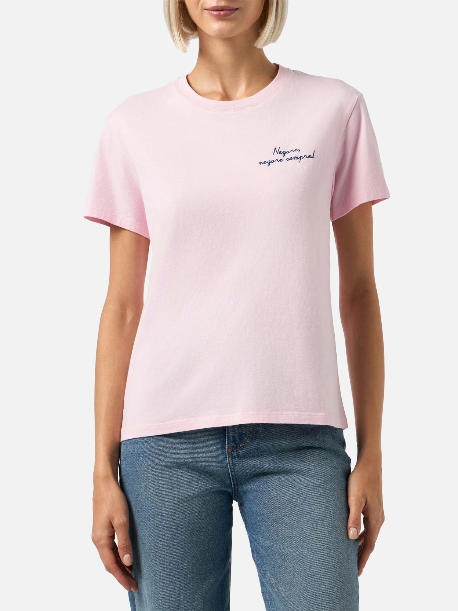 MC2 Saint Barth Woman Heavy Cotton Pink T-shirt Emilie With Negare, Negare Sempre! Embroidery | VACANZE DI NATALE SPECIAL EDITION 4 MC2 Saint Barth Woman Heavy Cotton Pink T-shirt Emilie With Negare, Negare Sempre! Embroidery | VACANZE DI NATALE SPECIAL EDITION - Image 2