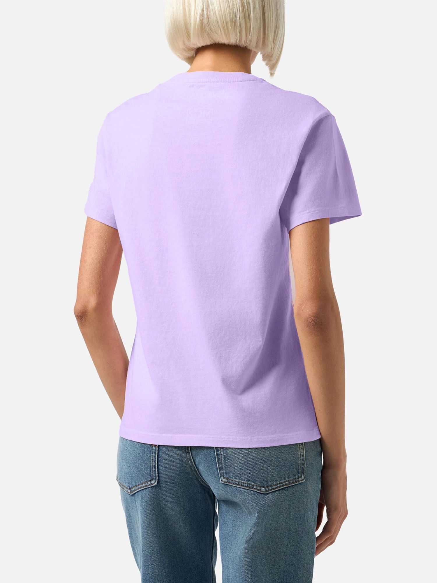 MC2 Saint Barth Winter Cotton T-shirt Emilie With Queen Of Chalet Embroidery 6 MC2 Saint Barth Winter Cotton T-shirt Emilie With Queen Of Chalet Embroidery - Image 4