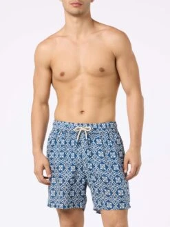 MC2 Saint Barth Man Mid-length Linen Swim-shorts Gustavia With Majolica Print 8 MC2 Saint Barth Man Mid-length Linen Swim-shorts Gustavia With Majolica Print -MC2 Saint Barth Shop UID GUS000804240F MAN SWIMSHORT BLUE 20240618080000 3