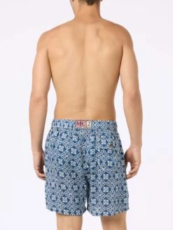 MC2 Saint Barth Man Mid-length Linen Swim-shorts Gustavia With Majolica Print 9 MC2 Saint Barth Man Mid-length Linen Swim-shorts Gustavia With Majolica Print -MC2 Saint Barth Shop UID GUS000804240F MAN SWIMSHORT BLUE 20240618083500 4