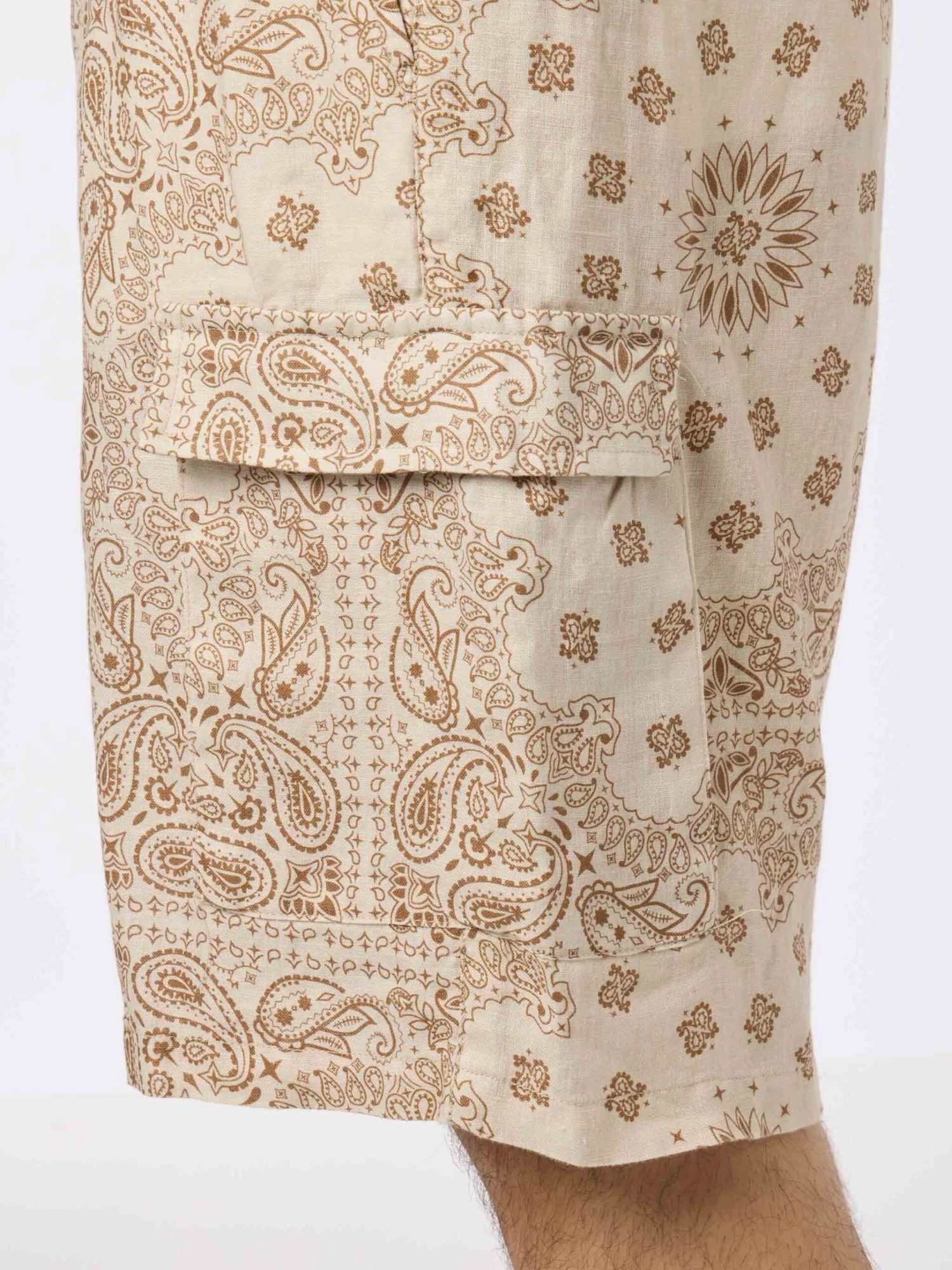 MC2 Saint Barth Man Linen Bermuda Marseille With Bandanna Print 4 MC2 Saint Barth Man Linen Bermuda Marseille With Bandanna Print - Image 2