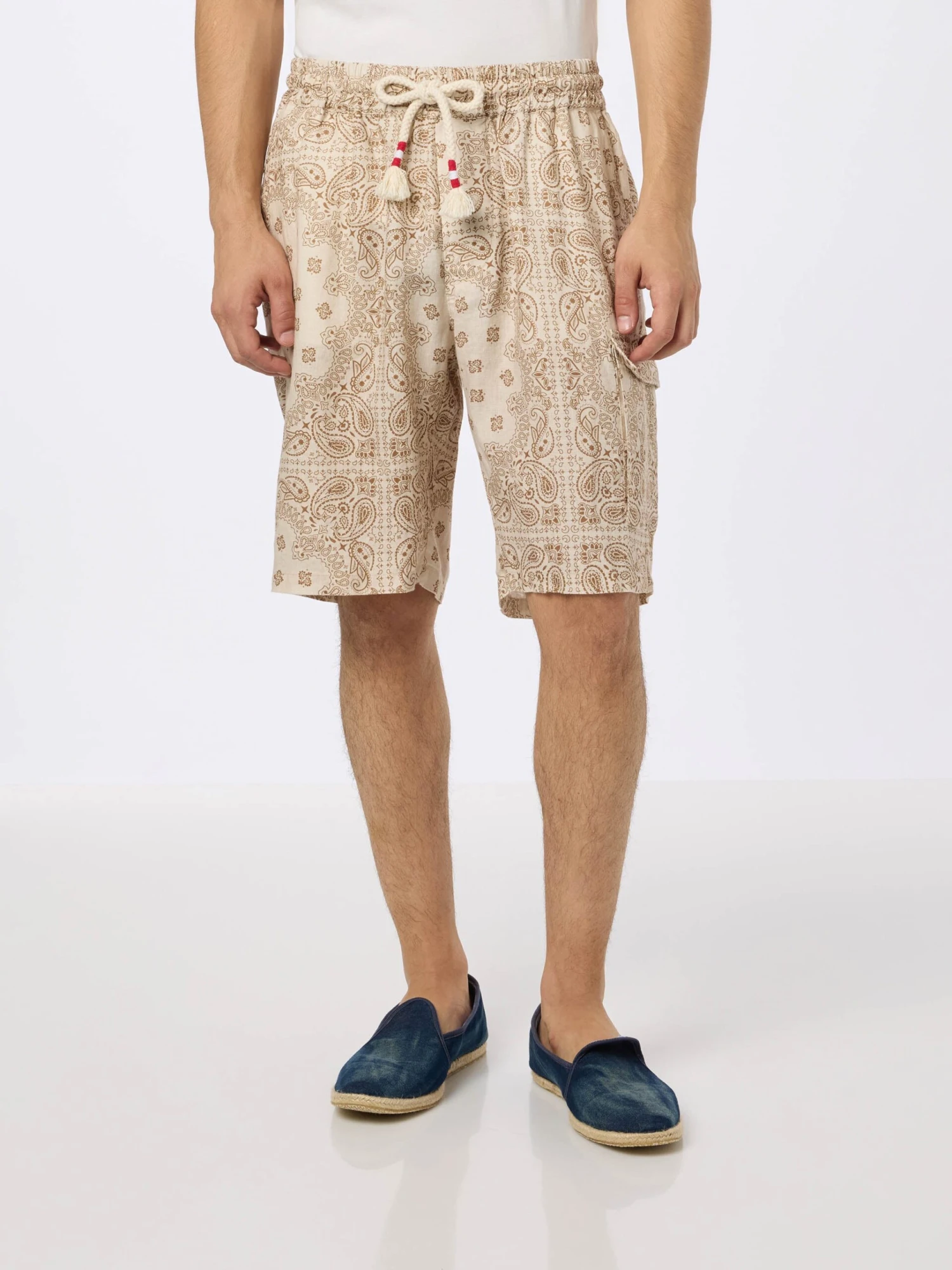 MC2 Saint Barth Man Linen Bermuda Marseille With Bandanna Print 3 MC2 Saint Barth Man Linen Bermuda Marseille With Bandanna Print