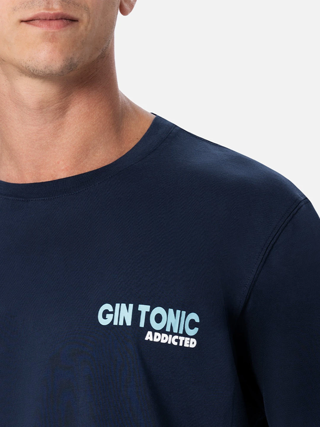 MC2 Saint Barth Man Cotton T-shirt With Gin Tonic Addicted Placed Print 3 MC2 Saint Barth Man Cotton T-shirt With Gin Tonic Addicted Placed Print