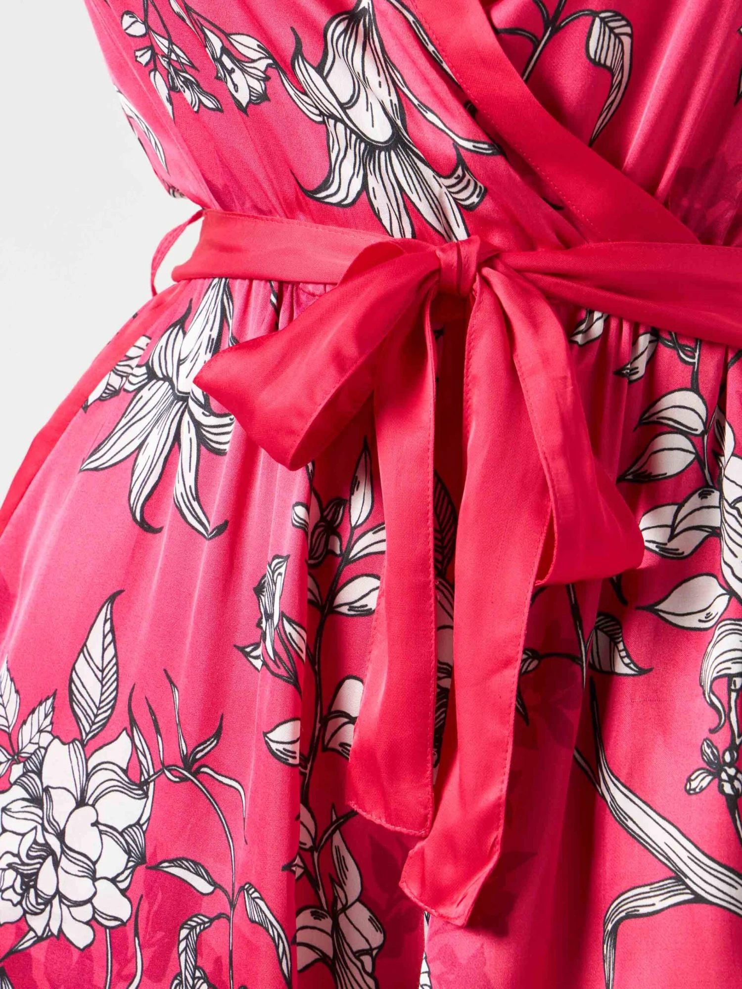 Red Short Jumpsuit With White Flower Print 5 Red Short Jumpsuit With White Flower Print - Image 3