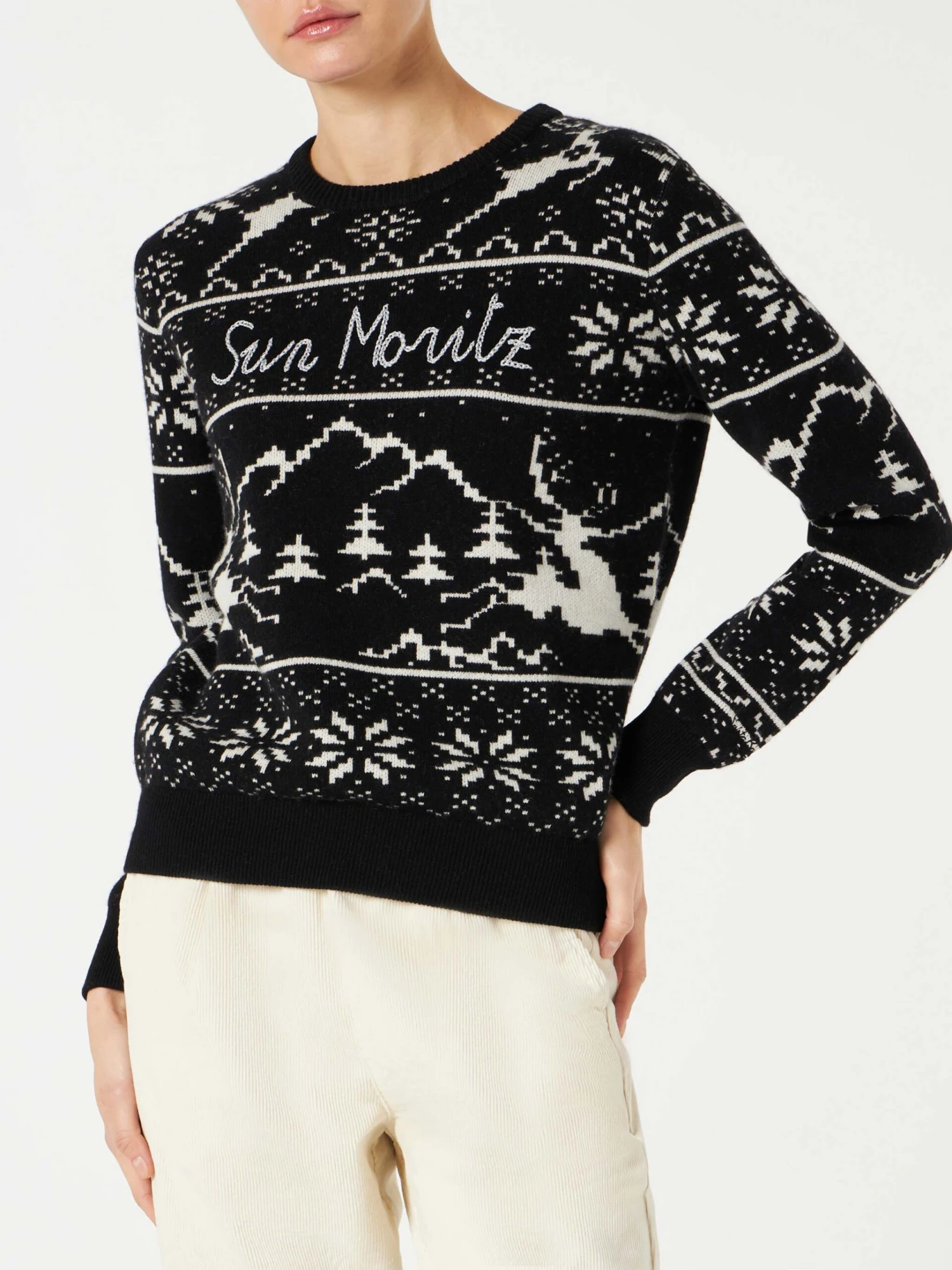 Woman Sweater With Norwegian Style Print And Sun Moritz Embroidery 3 Woman Sweater With Norwegian Style Print And Sun Moritz Embroidery