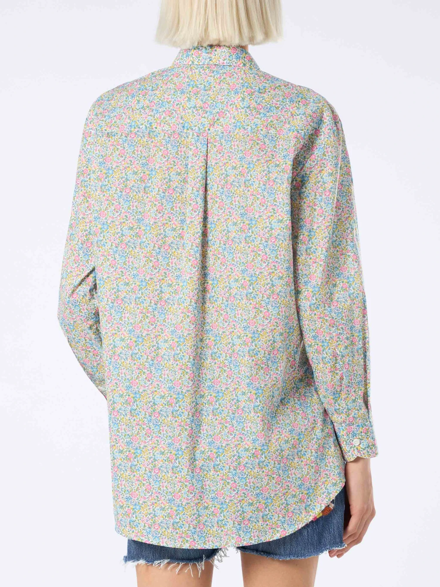 MC2 Saint Barth Woman Cotton Shirt Brigitte With Emma & Georgina Print| MADE WITH LIBERTY FABRIC 4 MC2 Saint Barth Woman Cotton Shirt Brigitte With Emma & Georgina Print| MADE WITH LIBERTY FABRIC - Image 2