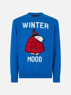Snoopy Winter Mood Man Sweater | Peanuts™ Special Edition 9 Snoopy Winter Mood Man Sweater | Peanuts™ Special Edition -MC2 Saint Barth Shop HER0001 SNCL17 man sweater bluette snoopy 4