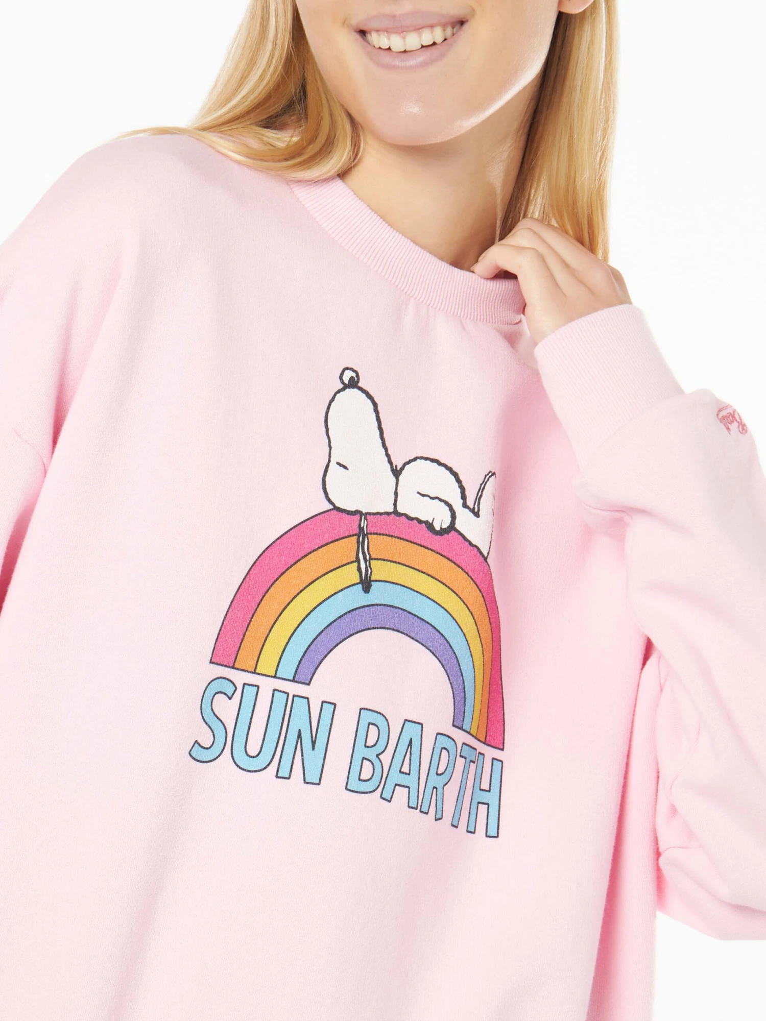 Woman Pink Sweatshirt With Snoopy Print | Peanuts® Special Edition 4 Woman Pink Sweatshirt With Snoopy Print | Peanuts® Special Edition - Image 2