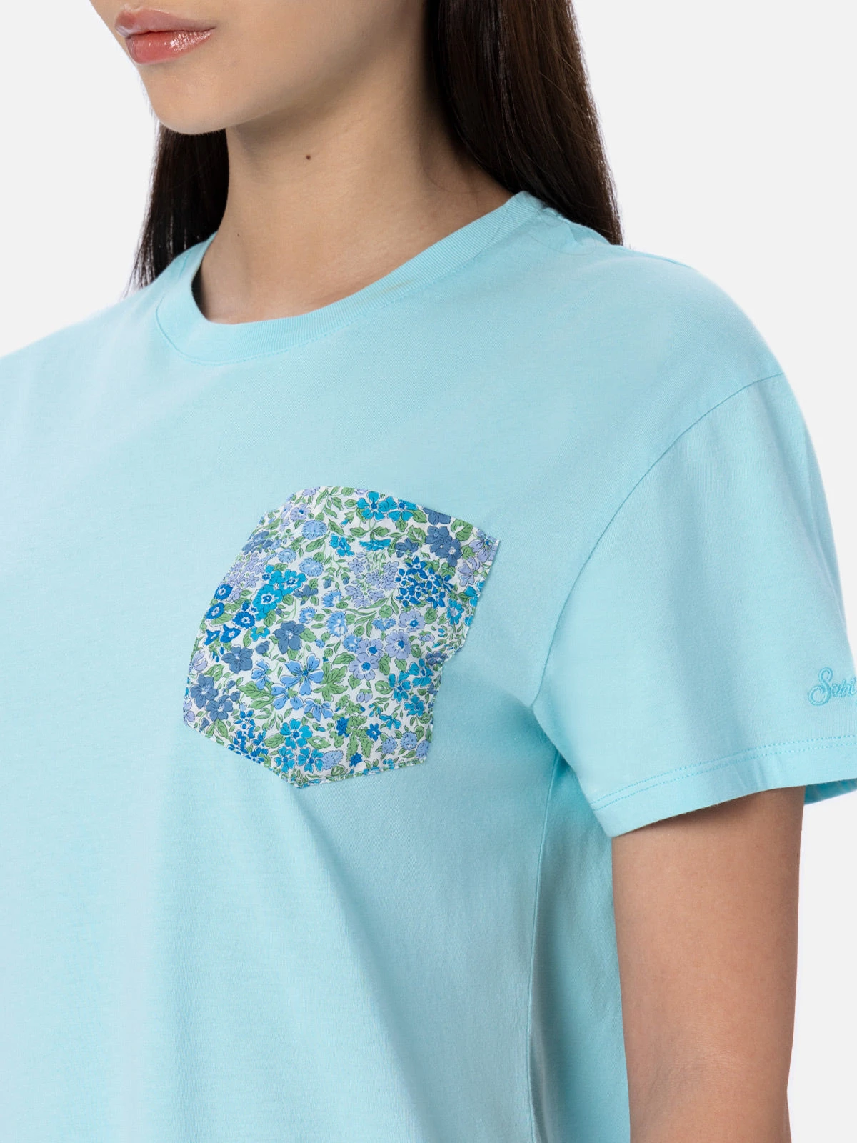 MC2 Saint Barth Woman Cotton Jersey Crewneck T-shirt Emilie Joanna Luise Patch Pocket | MADE WITH LIBERTY FABRIC 3 MC2 Saint Barth Woman Cotton Jersey Crewneck T-shirt Emilie Joanna Luise Patch Pocket | MADE WITH LIBERTY FABRIC