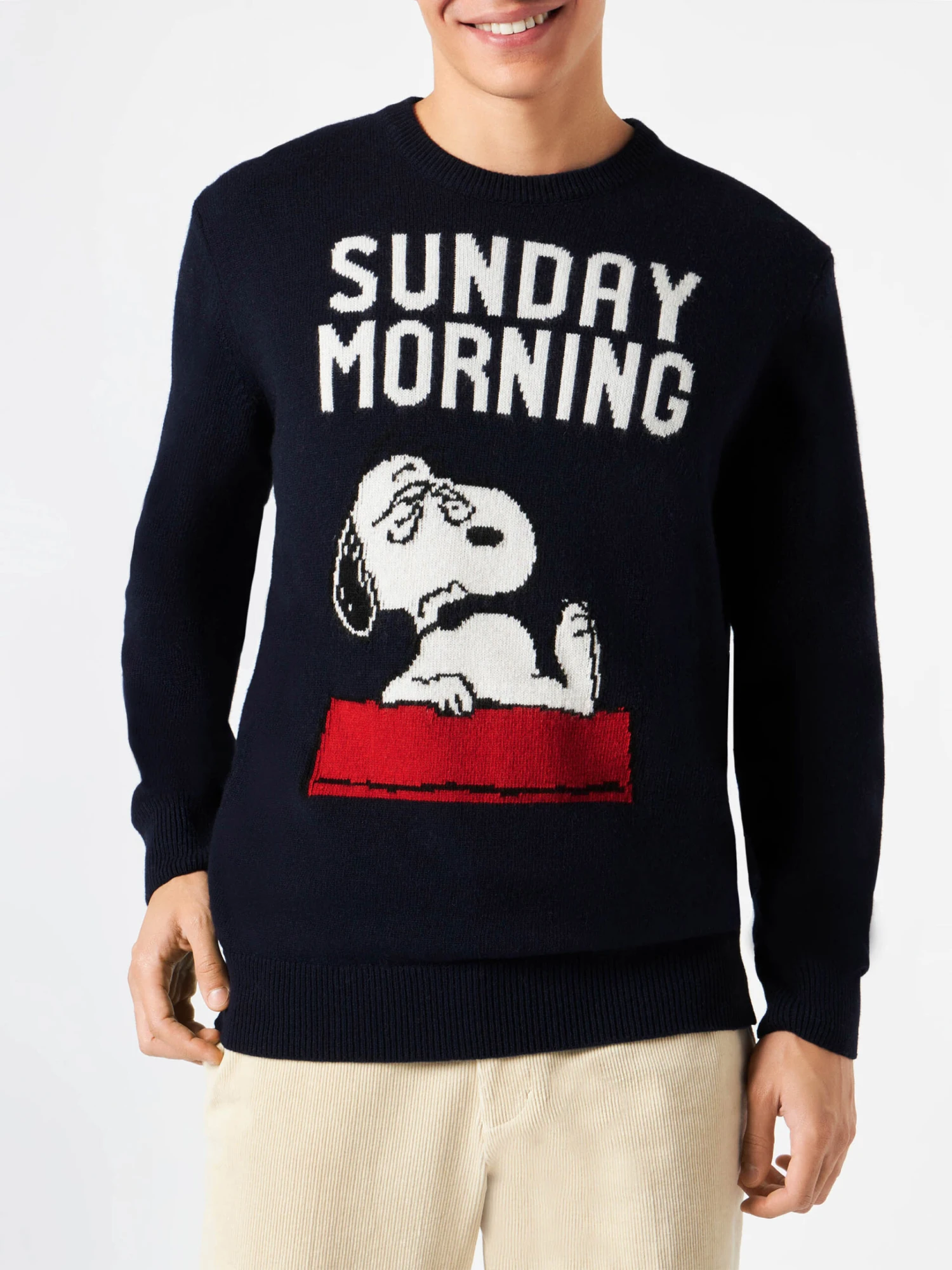 Man Sweater With Snoopy Sunday Morning Print | SNOOPY - PEANUTS™ SPECIAL EDITION 3 Man Sweater With Snoopy Sunday Morning Print | SNOOPY - PEANUTS™ SPECIAL EDITION